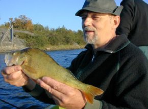 Walter and 710 g. The photo was taken about two minutes after the fish was caught. The colour were very light, almoust y