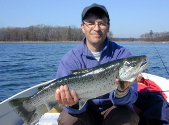 Jari and handsome 4 kilos and 73 cm of seatrout