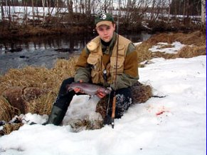 Juha and the rainbow trout. Photo Tompe