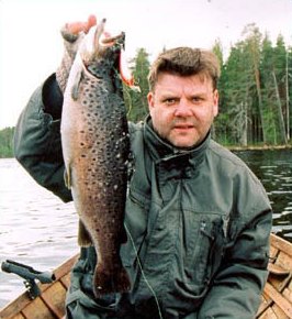 Kalaan Pohjois-Karjalaan Harri "Kala" Matikainen (22.5.2002)